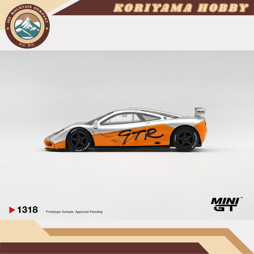 Mini GT 1318 McLaren F1 GTR 1995 Presentation MiniGT