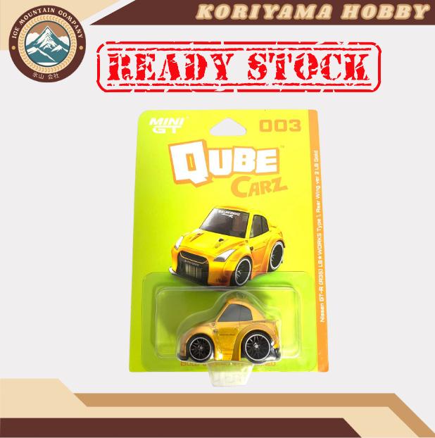 Qube Carz By Mini GT Nissan GT-R R35 LB WORKS Type 1, Rear Wing ver 2 LB Gold QZ00301 Cube Cars MiniGT Choro